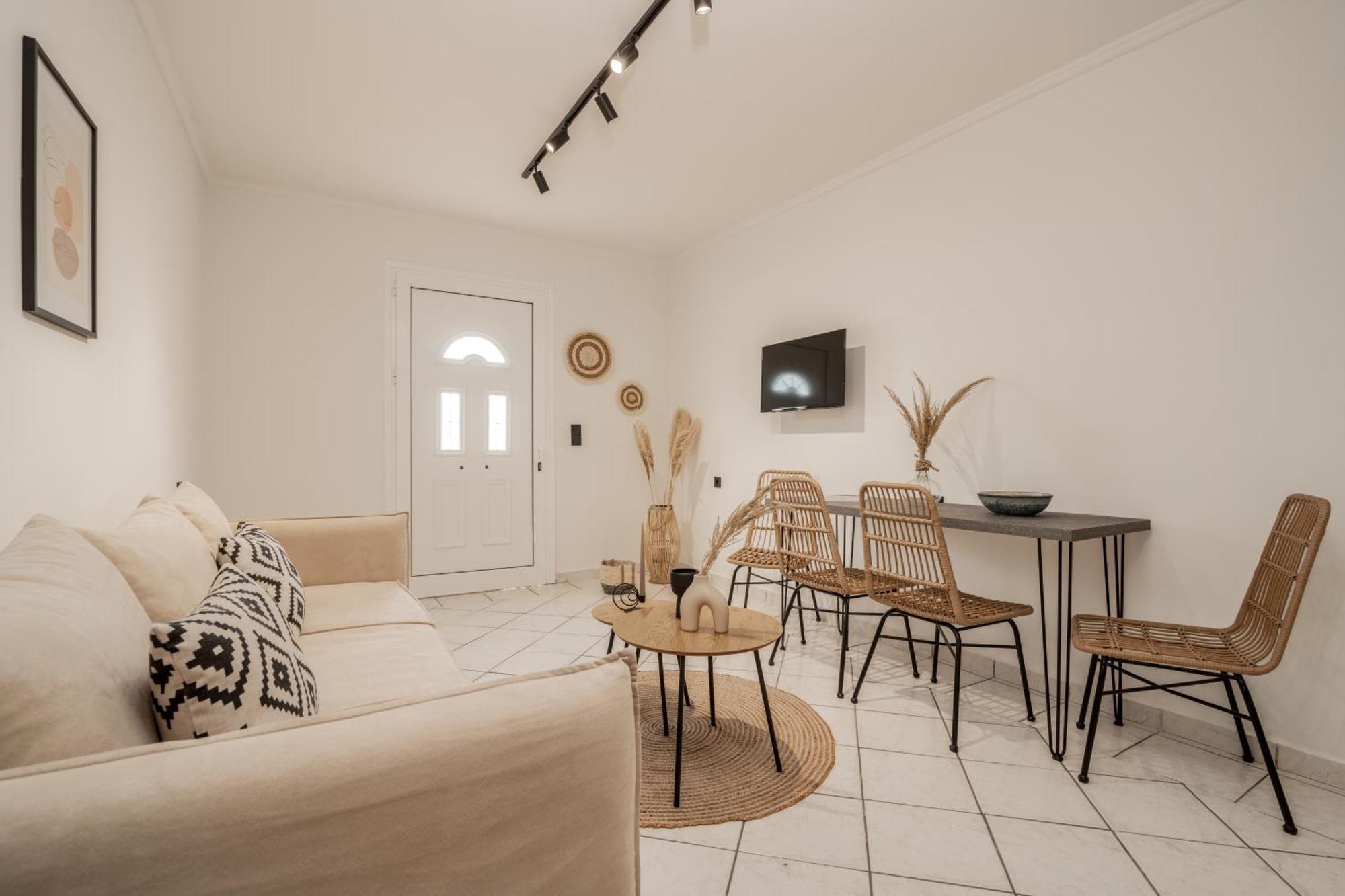 Daisy Hotel Plános Екстериор снимка