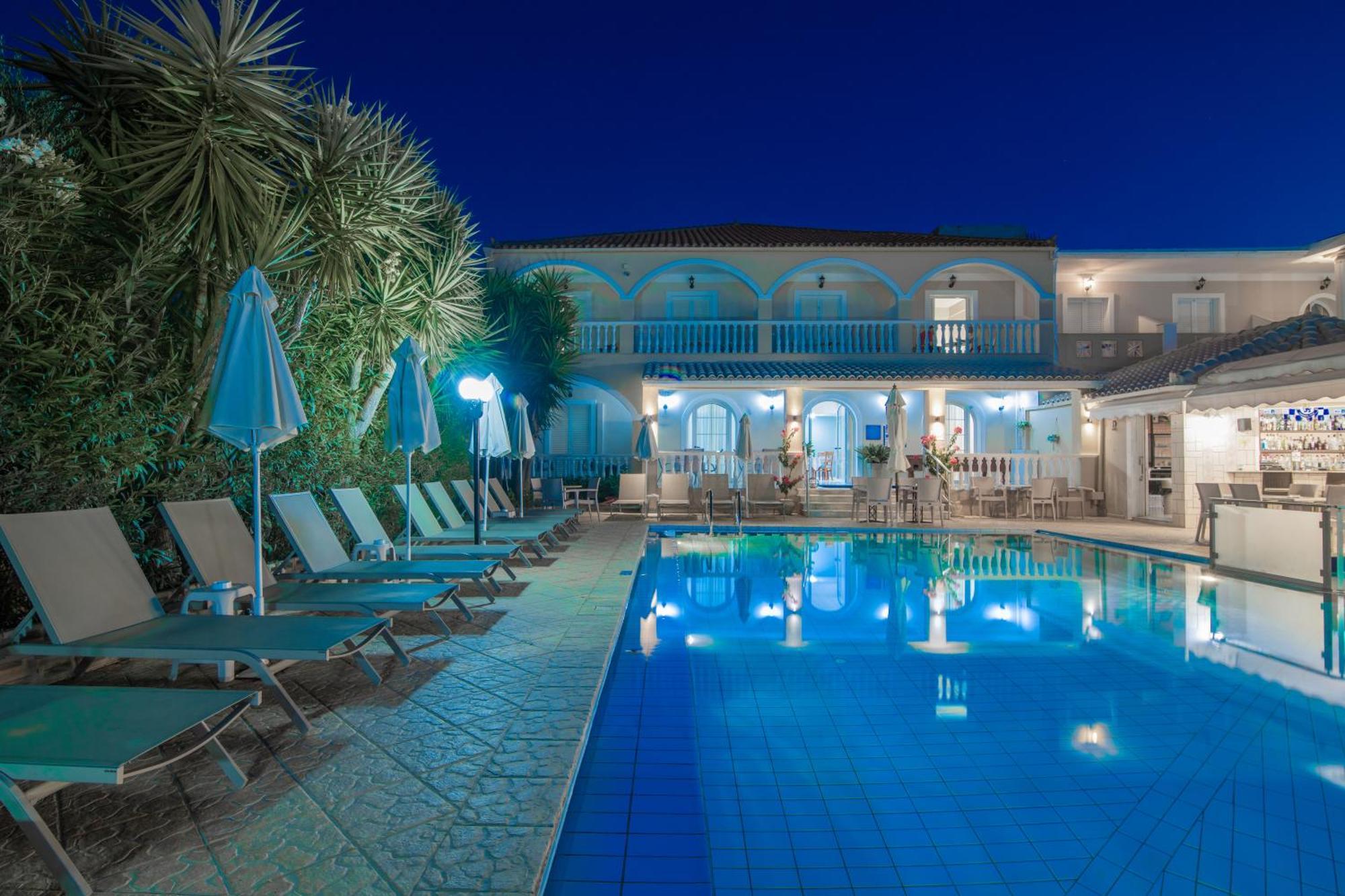 Daisy Hotel Plános Екстериор снимка
