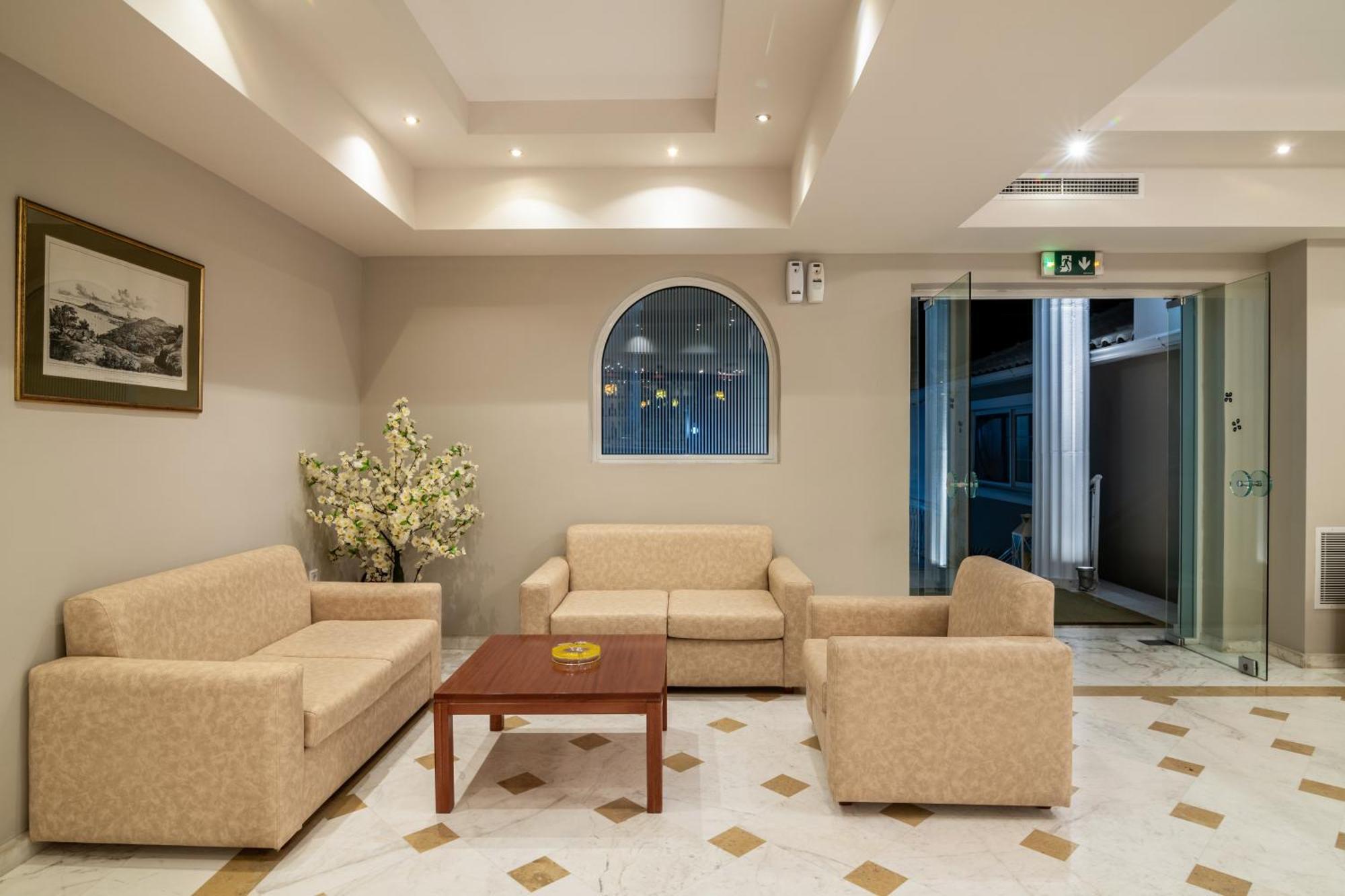 Daisy Hotel Plános Екстериор снимка